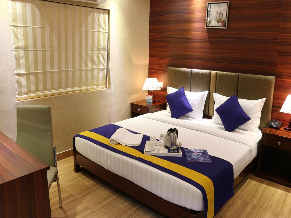 Oyo 662 Hotel Comfotel Calcutta Exteriör bild